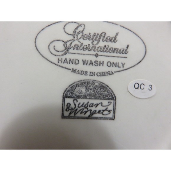 SUSAN WINGATE CERTIFIED INTERNATIONAL BREAD DIPPING SET DECANTER & PLATES RACKED - Picture 4 of 4